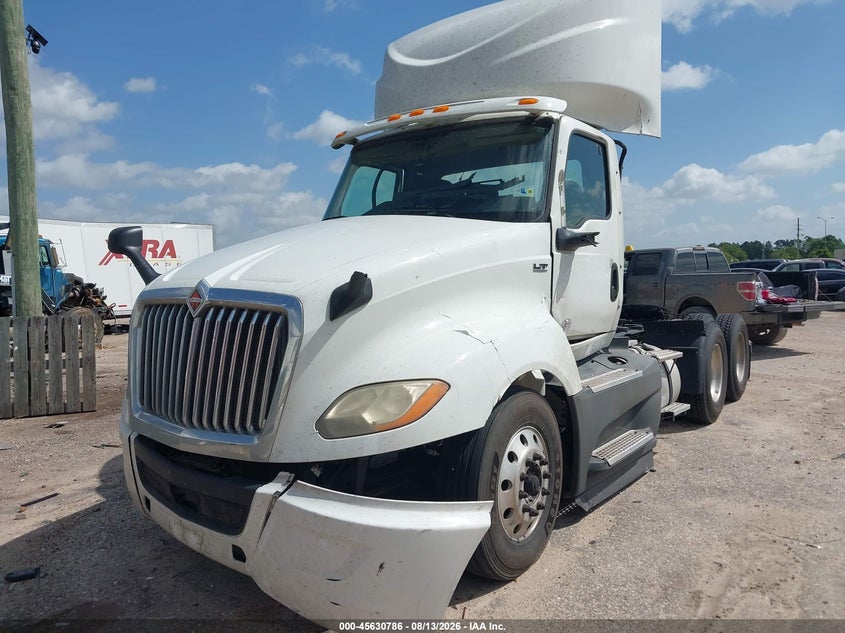 2018 INTERNATIONAL LT auction photo 2