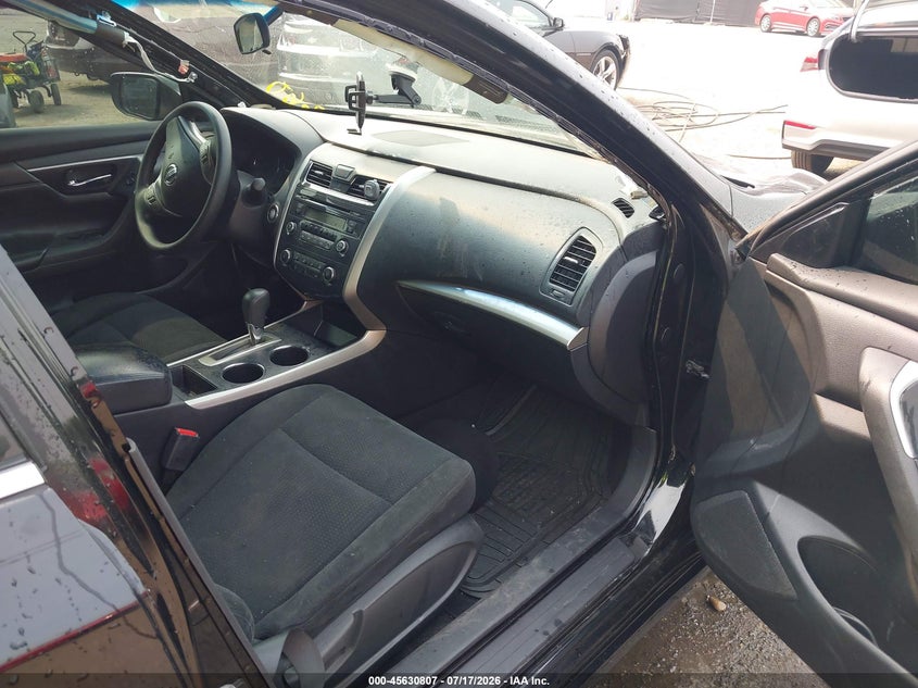 2015 NISSAN ALTIMA auction photo 5