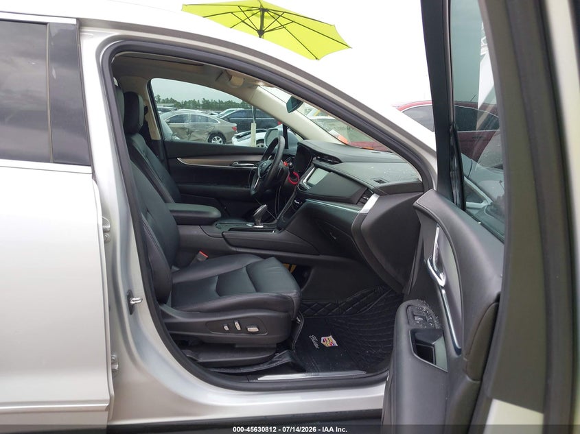 CADILLAC XT5 - zdjęcie 5