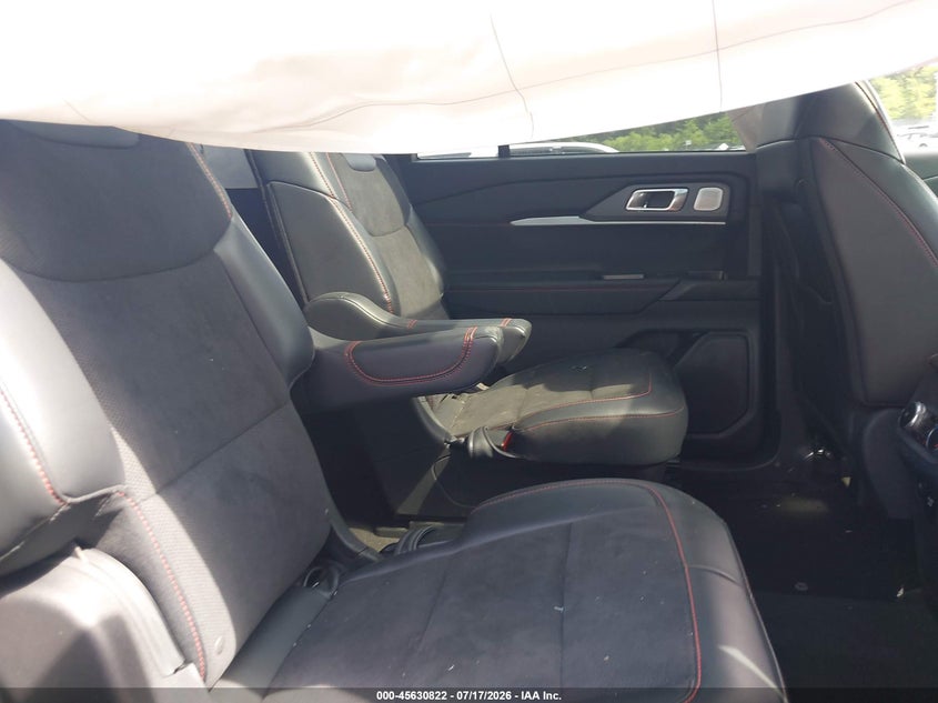 2025 FORD EXPLORER auction photo 8
