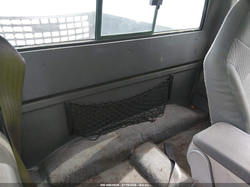 2003 MAZDA B3000 auction photo 8