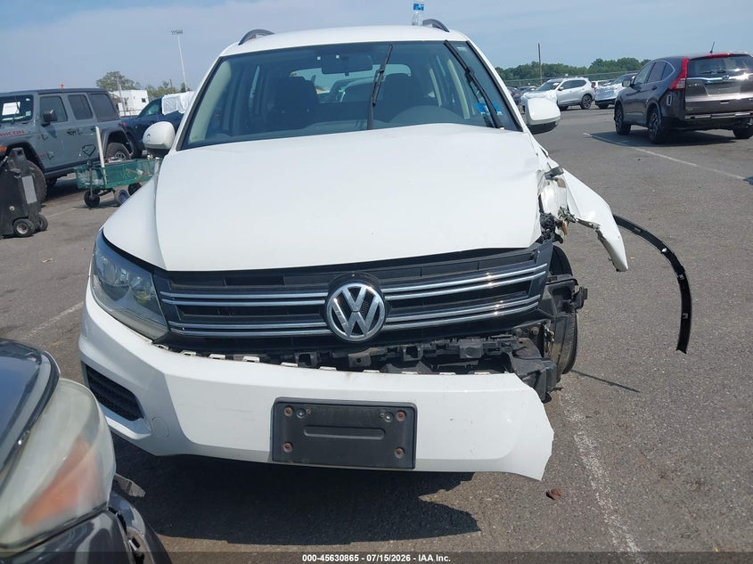 VOLKSWAGEN TIGUAN 2017 VIN WVGBV7AX0HK050262