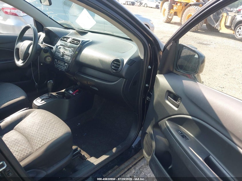 2014 MITSUBISHI MIRAGE auction photo 5