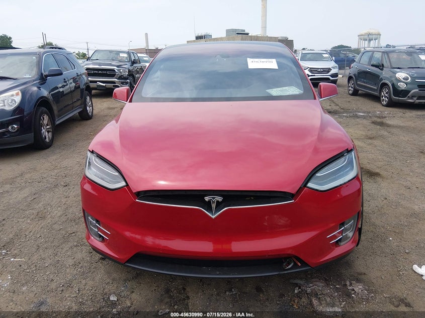 2016 Tesla Model X 60D/70D/75D/90D/P100D VIN: 5YJXCBE21GF006123 Lot: 45630990