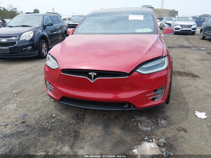 2016 Tesla Model X 60D/70D/75D/90D/P100D VIN: 5YJXCBE21GF006123 Lot: 45630990