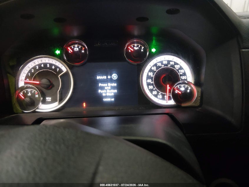 2015 RAM 1500 PICKUP 5.7L V-8 VVT, 395HP