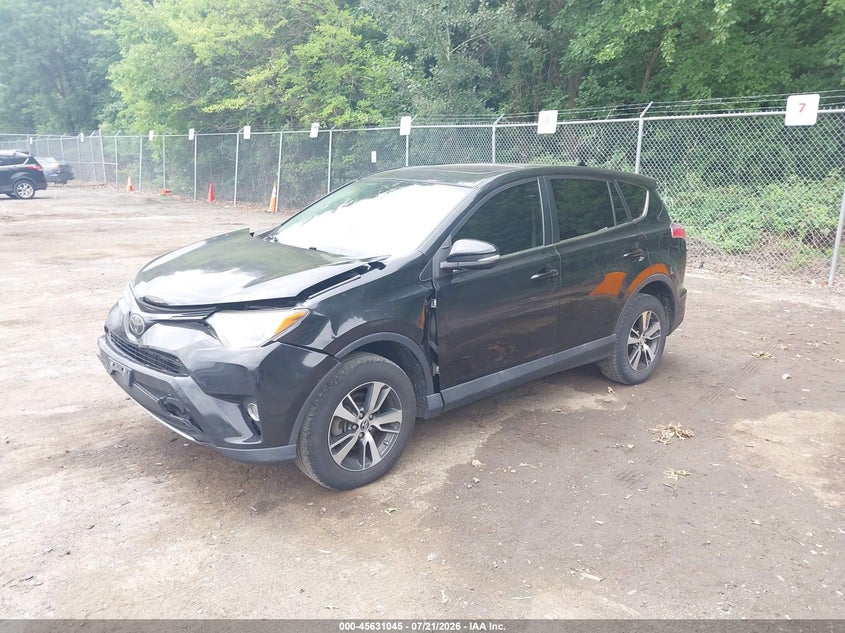 2018 TOYOTA RAV4 auction photo 2
