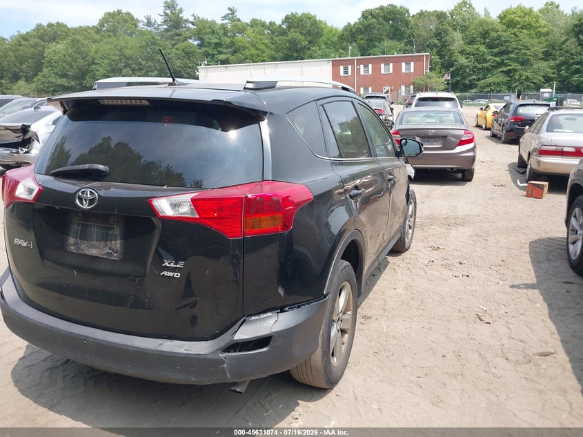 2015 TOYOTA RAV4 auction photo 4
