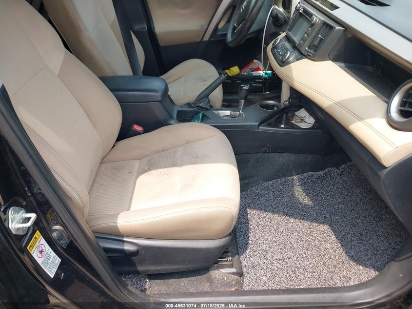 2015 TOYOTA RAV4 auction photo 5
