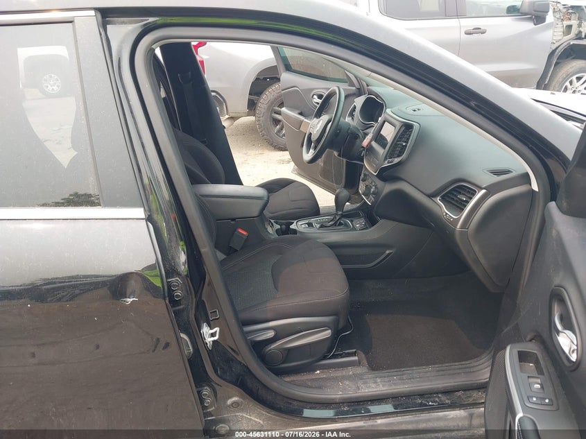 JEEP CHEROKEE 2019 VIN 1C4PJLCB4KD411665