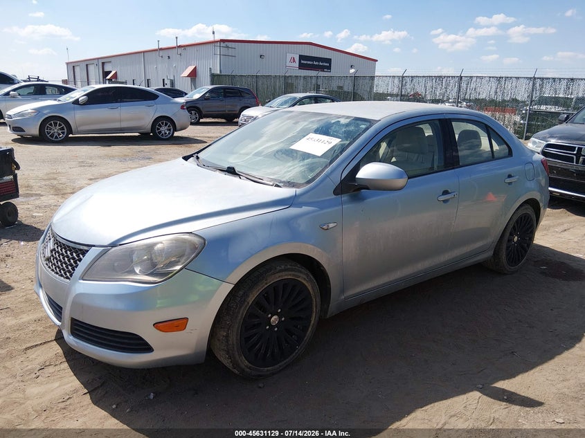 2012 SUZUKI KIZASHI auction photo 2