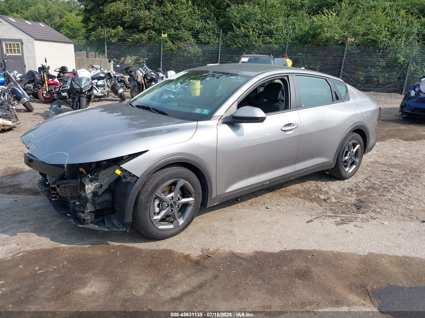 Vin: 3kpft4de1se142320, lot: 46129601, kia k4 lxs 20252