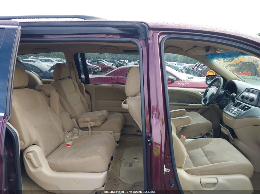 2010 HONDA ODYSSEY auction photo 8