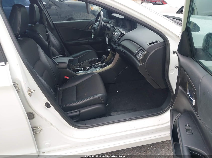 2016 HONDA ACCORD auction photo 5