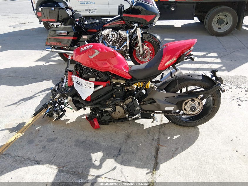 2015 Ducati Monster 1200 S VIN: ZDM1RBSV4FB006433 Lot: 45631258