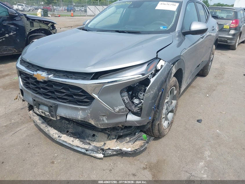 2025 CHEVROLET TRAX auction photo 6