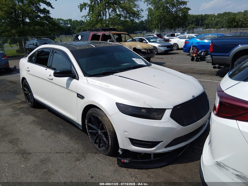 2015 FORD TAURUS auction photo 1