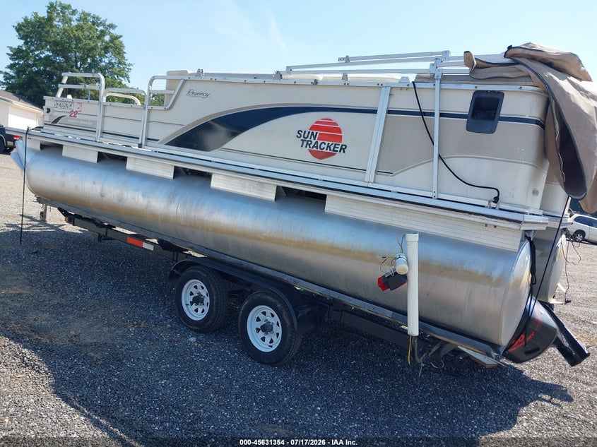 2001 SUNTRACKER PH30 PONTOON BOAT auction photo 3
