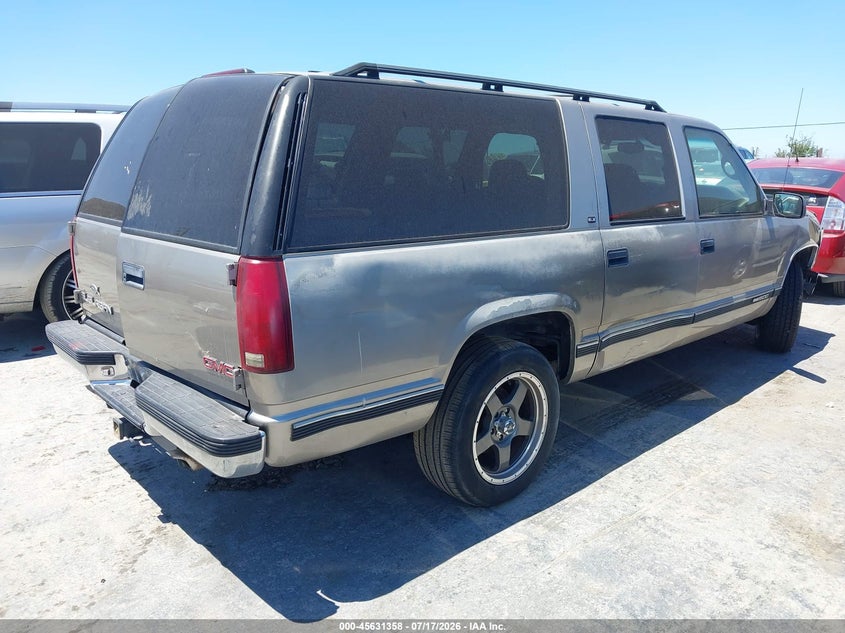 1999 GMC SUBURBAN auction photo 4