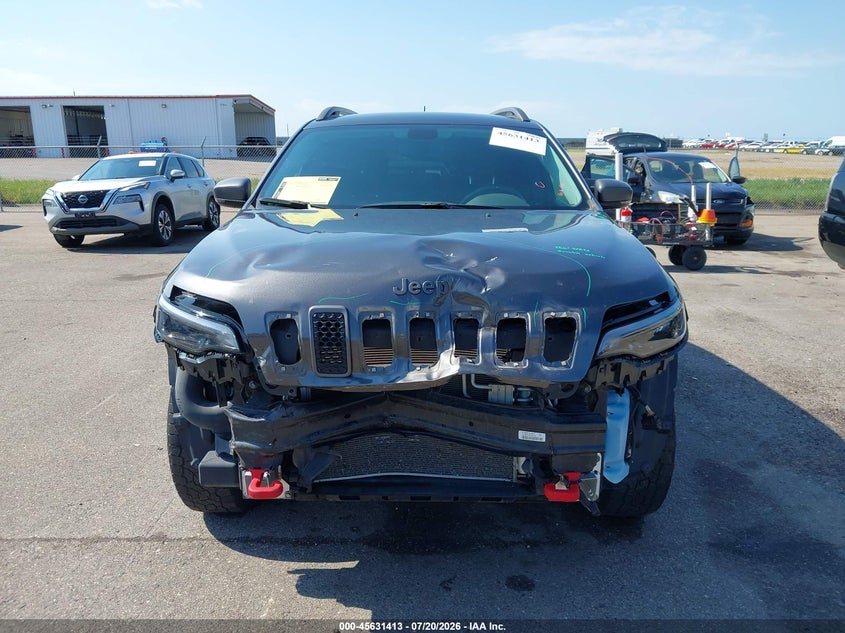 2019 Jeep Cherokee Trailhawk 4X4 VIN: 1C4PJMBX2KD309428 Lot: 45631413