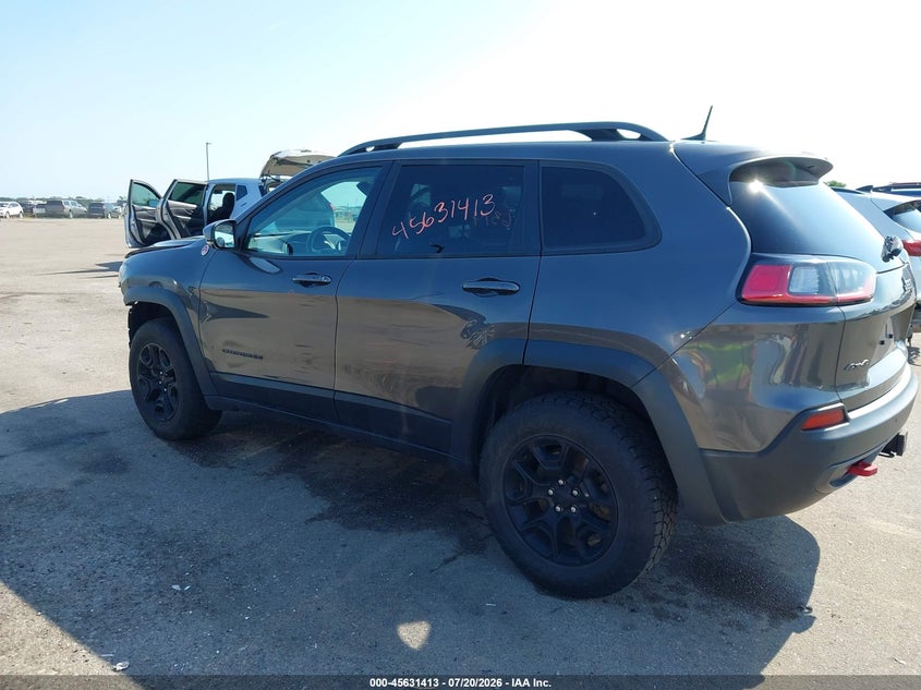 2019 Jeep Cherokee Trailhawk 4X4 VIN: 1C4PJMBX2KD309428 Lot: 45631413