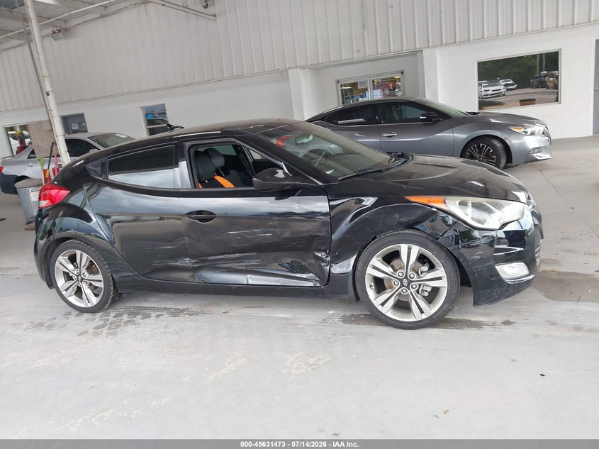 2016 Hyundai Veloster VIN: KMHTC6AD8GU287708 Lot: 45631473
