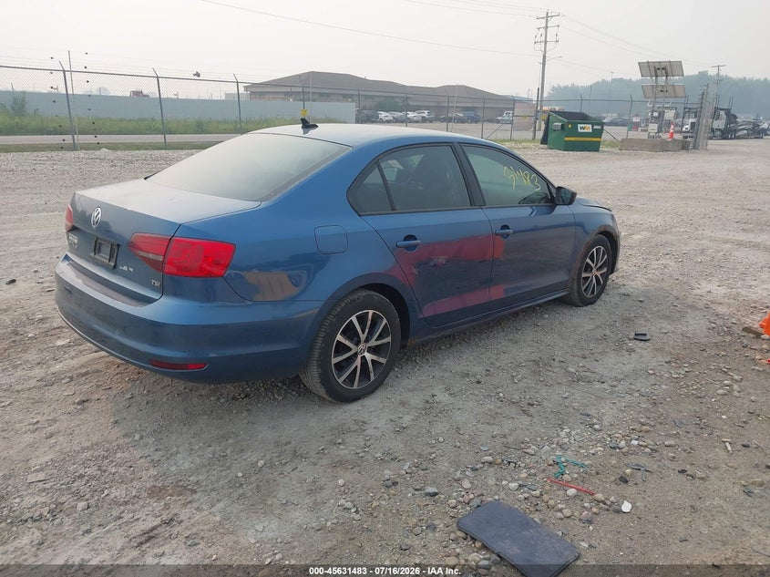 2016 VOLKSWAGEN JETTA auction photo 4