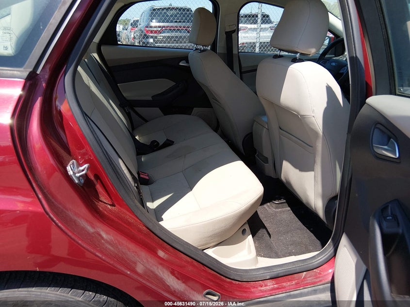 2017 FORD FOCUS auction photo 8