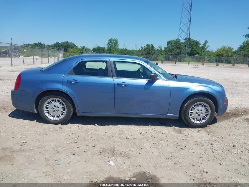 2007 Chrysler 300 VIN: 2C3KA43R27H829735 Lot: 45631506