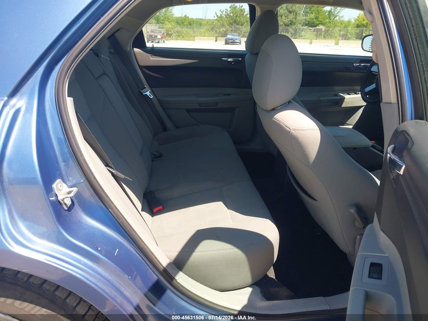 2007 Chrysler 300 VIN: 2C3KA43R27H829735 Lot: 45631506