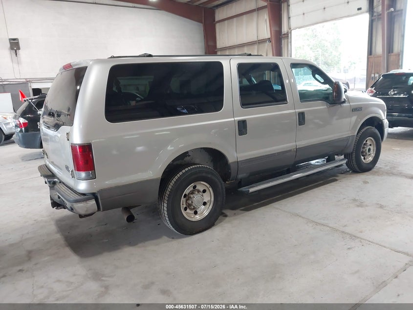 2005 FORD EXCURSION auction photo 4