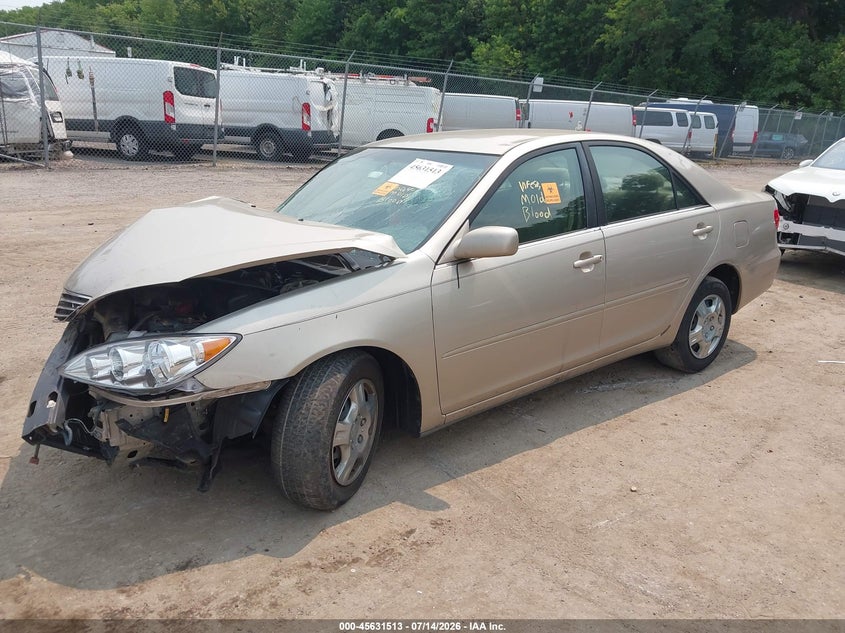 2005 Toyota Camry, Удар спереди, IAAI, VIN 4T1BE32K05U077375 — фото 2