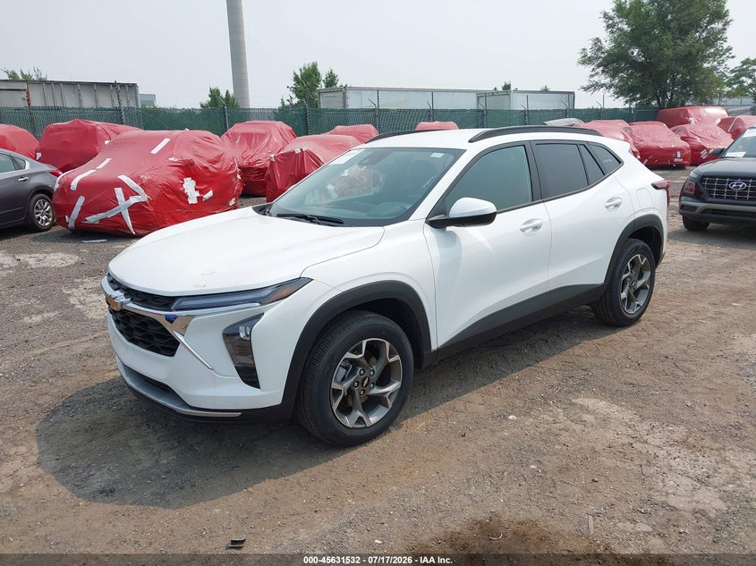 2026 CHEVROLET TRAX auction photo 2