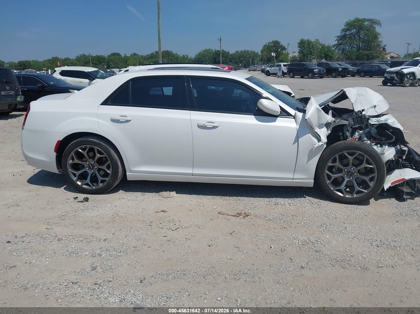 2015 Chrysler 300 300S VIN: 2C3CCABG0FH763374 Lot: 45631642