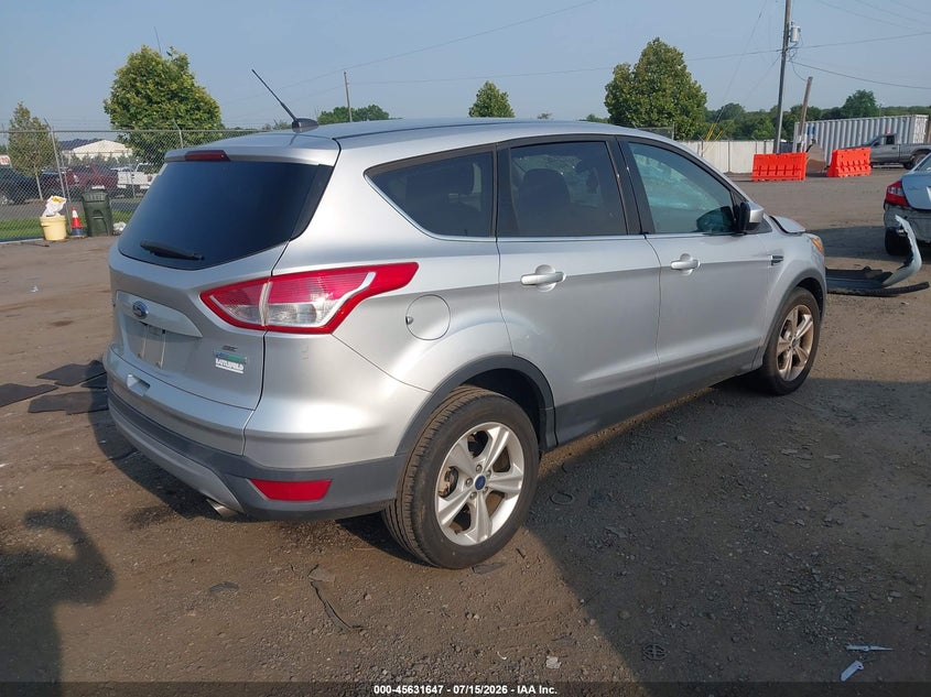 2015 FORD ESCAPE auction photo 4