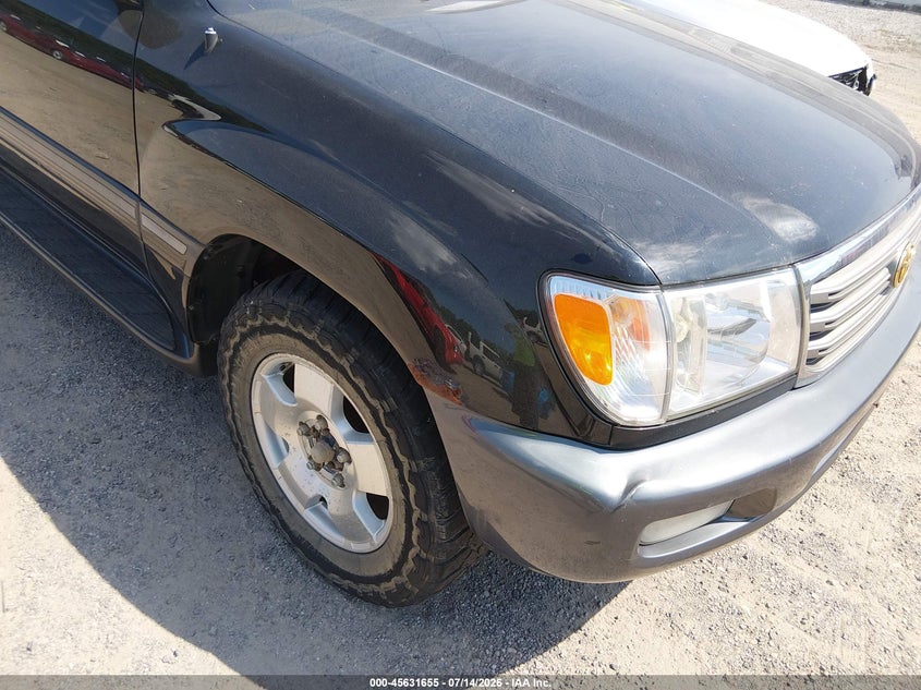 2003 TOYOTA LAND CRUISER auction photo 6