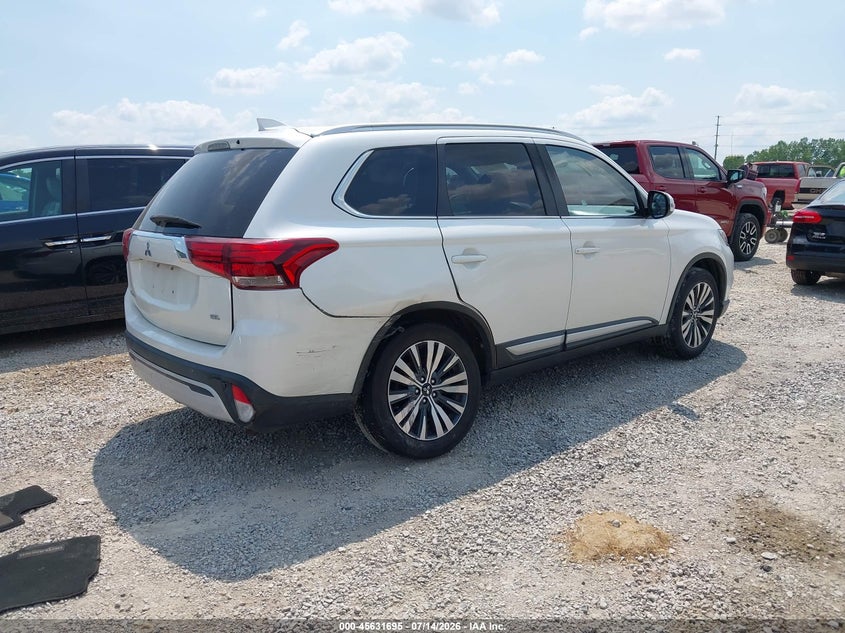 2020 MITSUBISHI OUTLANDER auction photo 4