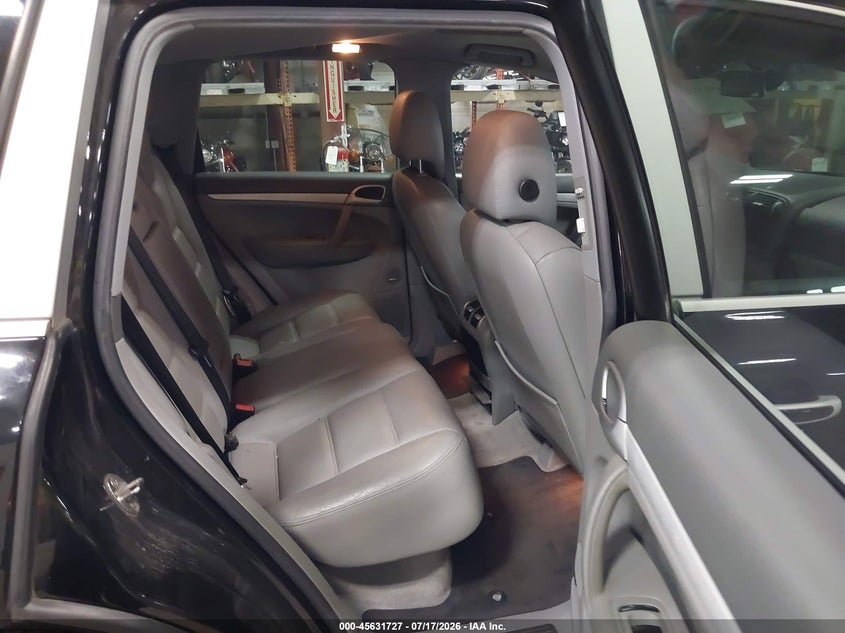 2004 Porsche Cayenne S VIN: WP1AB29P64LA69059 Lot: 45631727