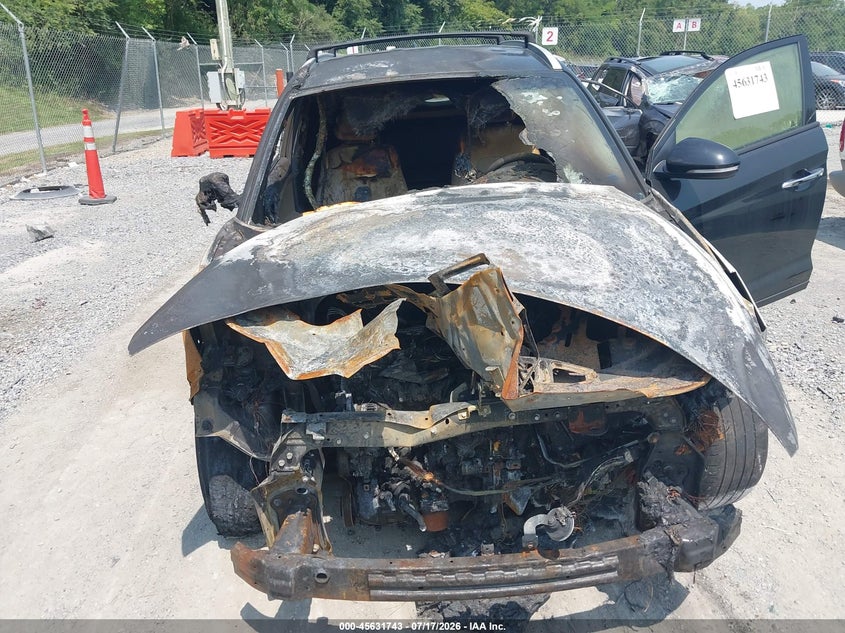2017 HYUNDAI TUCSON auction photo 6