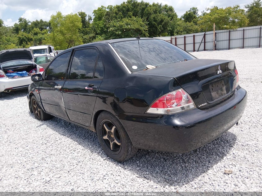 2004 MITSUBISHI LANCER auction photo 3