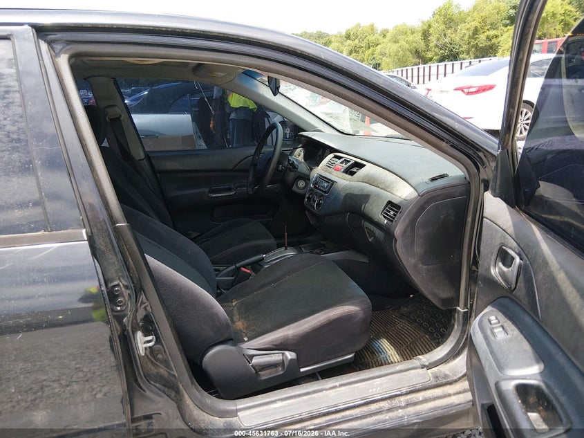 2004 MITSUBISHI LANCER auction photo 5