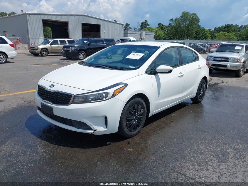 2017 KIA FORTE auction photo 2