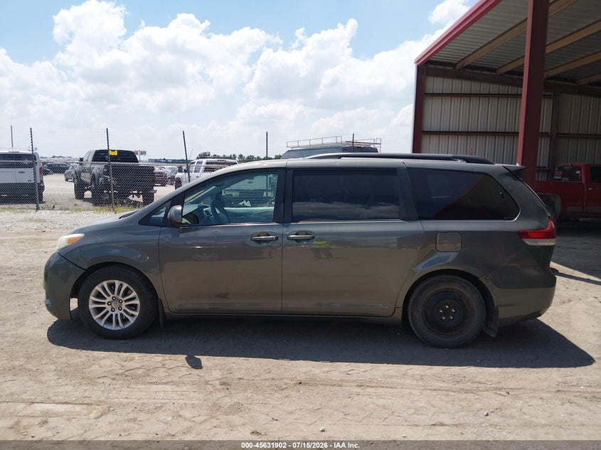 2011 TOYOTA SIENNA VAN 3.5L V-6 DOHC, VVT, 265HP