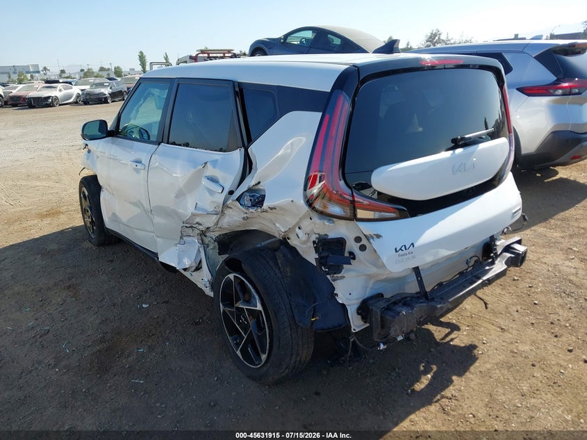 2024 KIA SOUL auction photo 3