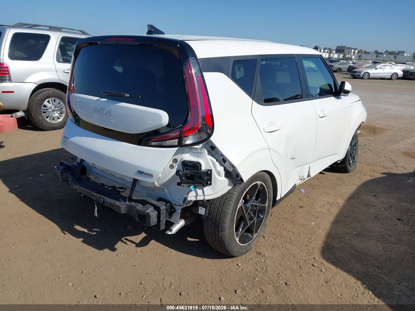 2024 KIA SOUL auction photo 4