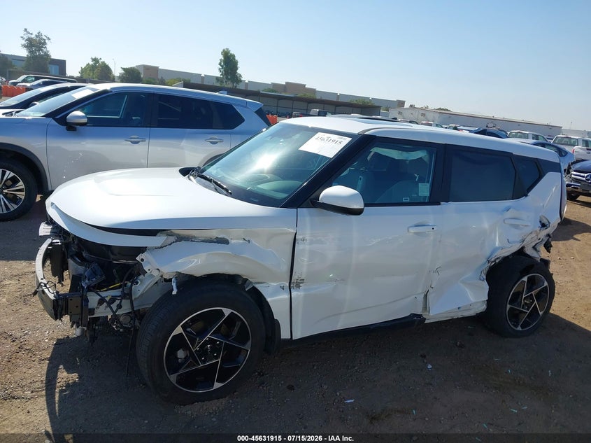 2024 KIA SOUL auction photo 6