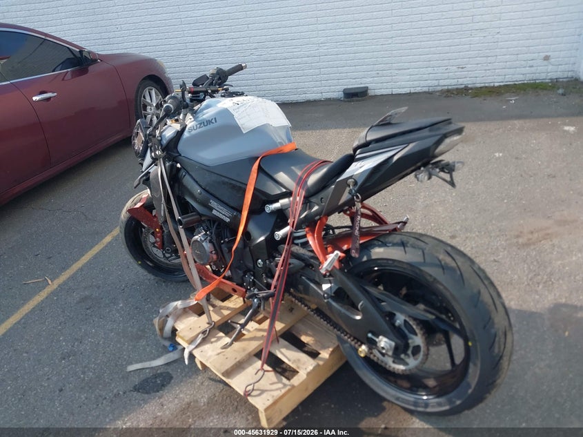 2022 Suzuki Gsx-S1000 A VIN: JS1EK11B2N7100180 Lot: 45631929