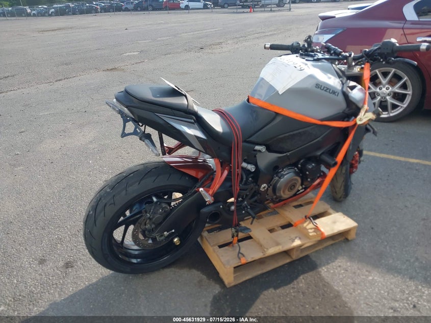 2022 Suzuki Gsx-S1000 A VIN: JS1EK11B2N7100180 Lot: 45631929