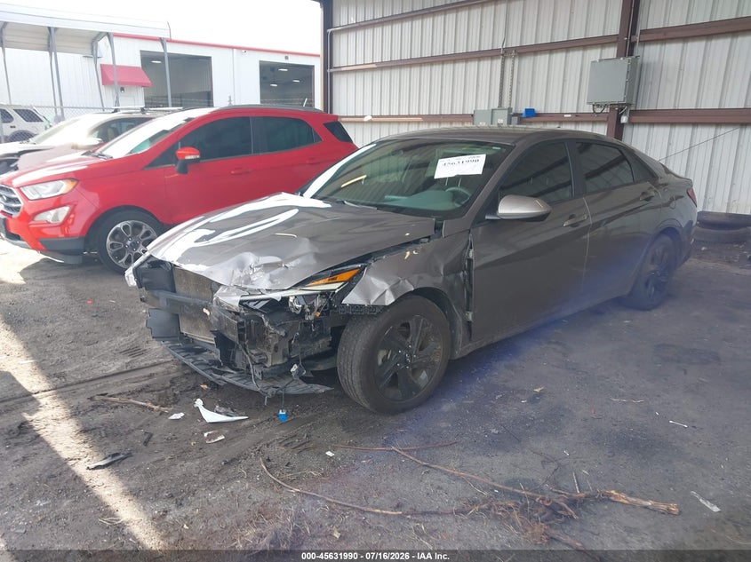 2021 HYUNDAI ELANTRA auction photo 2