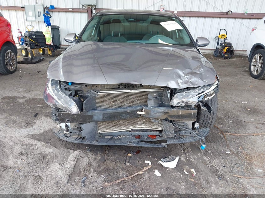 2021 HYUNDAI ELANTRA auction photo 6